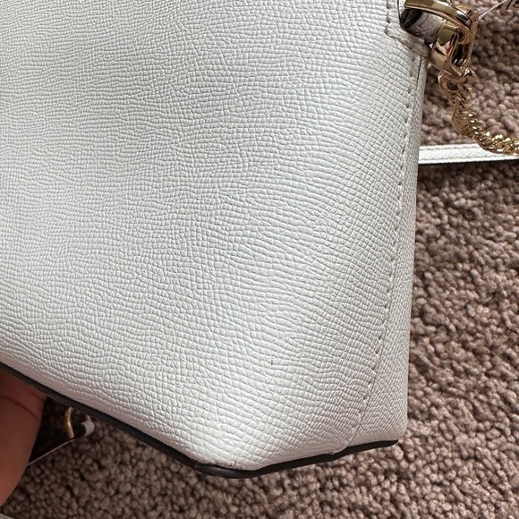 Michael Kors ivory/gold Crossbody bag - Picture 14 of 16